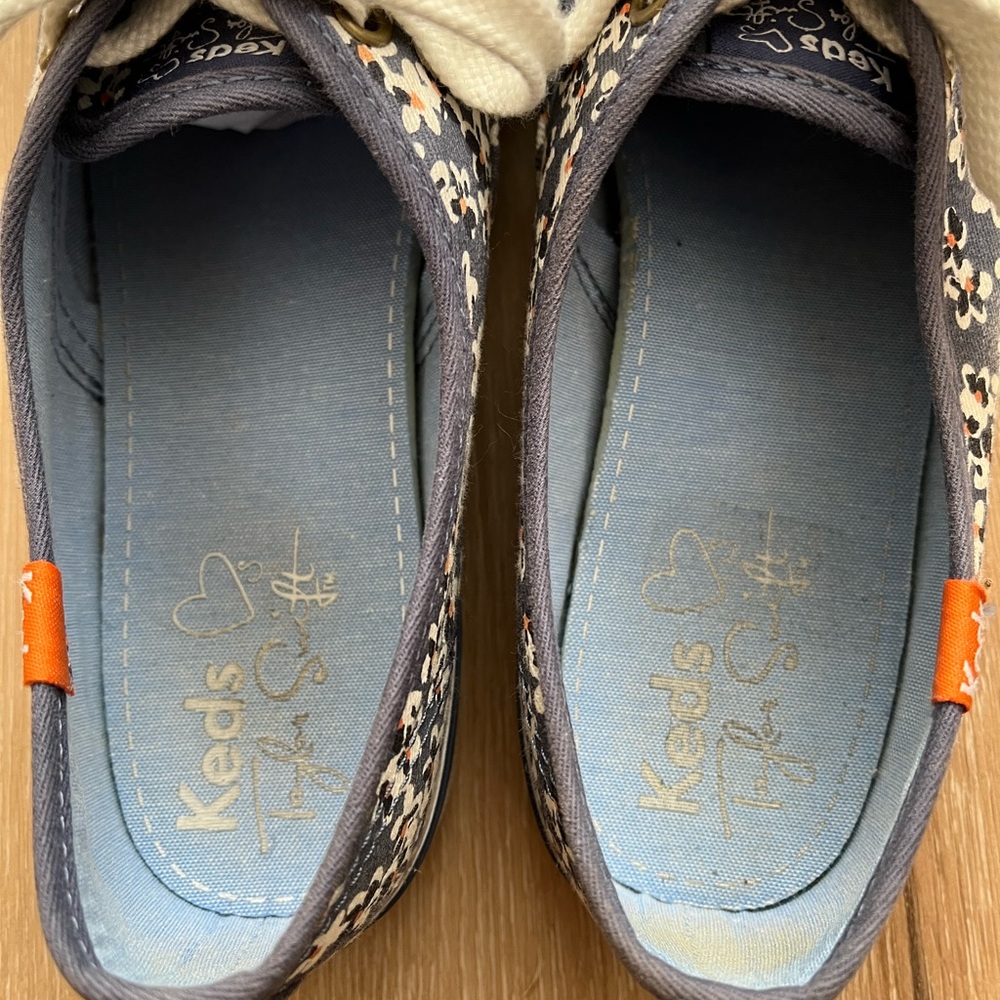Keds x Taylor Swift Blue Flowers Womens Canvas Sneakers - Picture 7 of 9